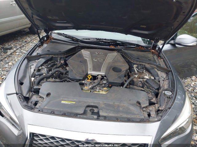 45610544 :رقم المزاد ، JN1EV7AP5JM365427 vin ، 2018 Infiniti Q50 3.0t Luxe مزاد بيع