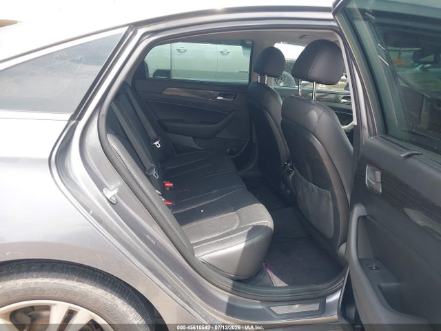 45610549 :رقم المزاد ، 5NPE34AF7JH678790 vin ، 2018 Hyundai Sonata Limited مزاد بيع