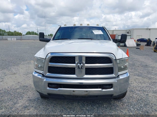 45610554 :رقم المزاد ، 3C7WRSCLXFG581421 vin ، 2015 Ram 3500 Chassis Tradesman/slt/laramie مزاد بيع