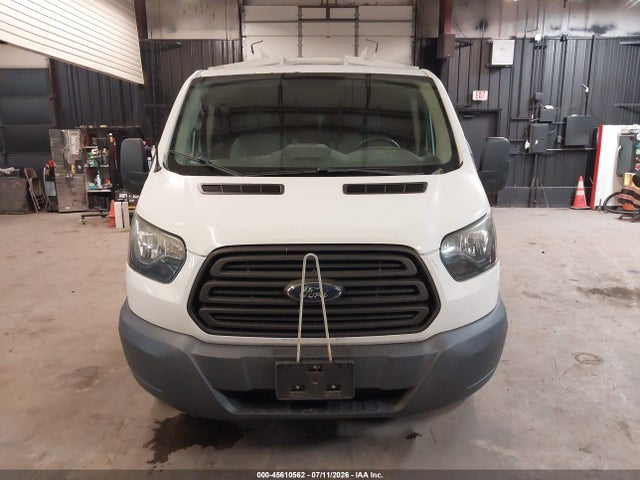 Ford Transit-150 2016 1FTYE1YM1GKA15431 Image 17