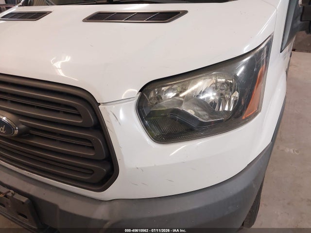 45610562 :رقم المزاد ، 1FTYE1YM1GKA15431 vin ، 2016 Ford Transit-150 مزاد بيع