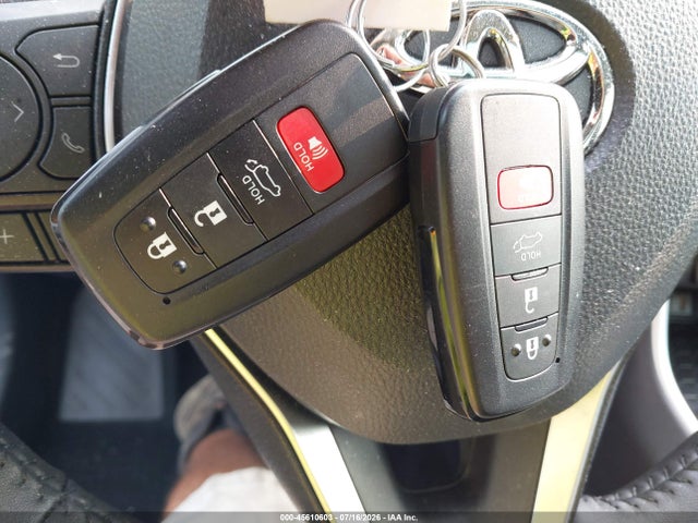 2T3P1RFV6SW620773 Toyota Rav4 Xle