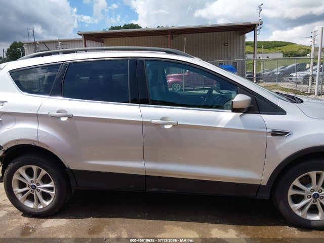 45610625 :رقم المزاد ، 1FMCU9GD1JUB07918 vin ، 2018 Ford Escape Se مزاد بيع