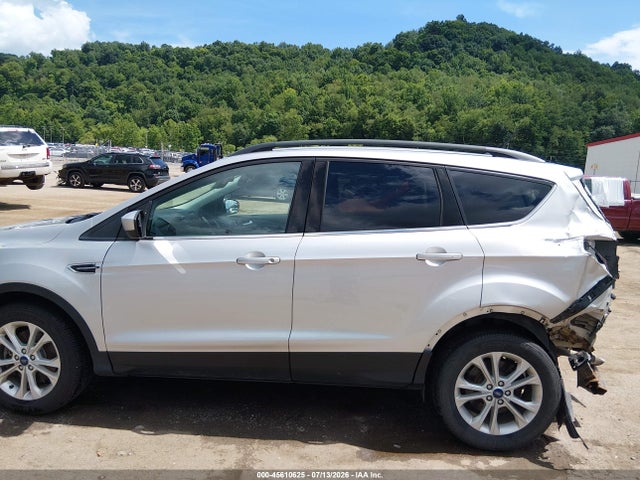 45610625 :رقم المزاد ، 1FMCU9GD1JUB07918 vin ، 2018 Ford Escape Se مزاد بيع