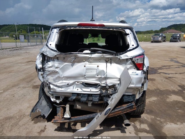 45610625 :رقم المزاد ، 1FMCU9GD1JUB07918 vin ، 2018 Ford Escape Se مزاد بيع