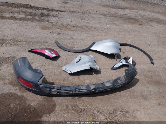 45610625 :رقم المزاد ، 1FMCU9GD1JUB07918 vin ، 2018 Ford Escape Se مزاد بيع