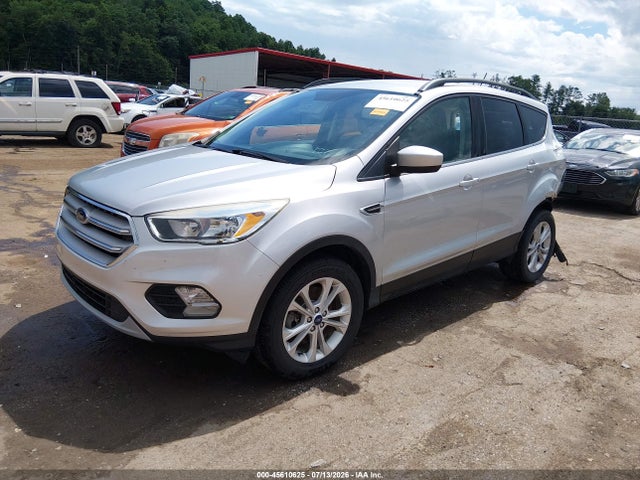 45610625 :رقم المزاد ، 1FMCU9GD1JUB07918 vin ، 2018 Ford Escape Se مزاد بيع