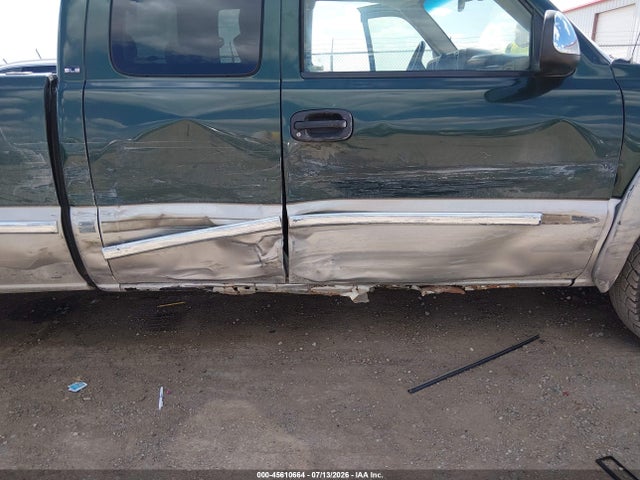 45610664 :رقم المزاد ، 2GTEC19T121166003 vin ، 2002 Gmc Sierra 1500 Sle مزاد بيع