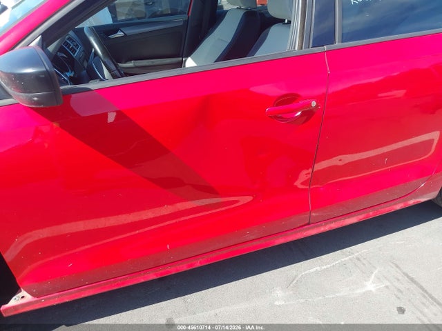 45610714 :رقم المزاد ، 3VWD17AJ4GM363307 vin ، 2016 Volkswagen Jetta 1.8t Sport مزاد بيع