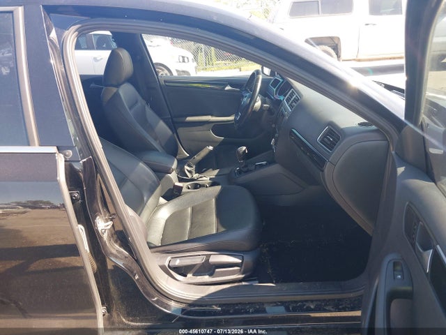 Продажа на аукционе авто 2018 Volkswagen Jetta 1.8t Se Sport, vin: 3VWD17AJ4JM205878, номер лота: 45610747