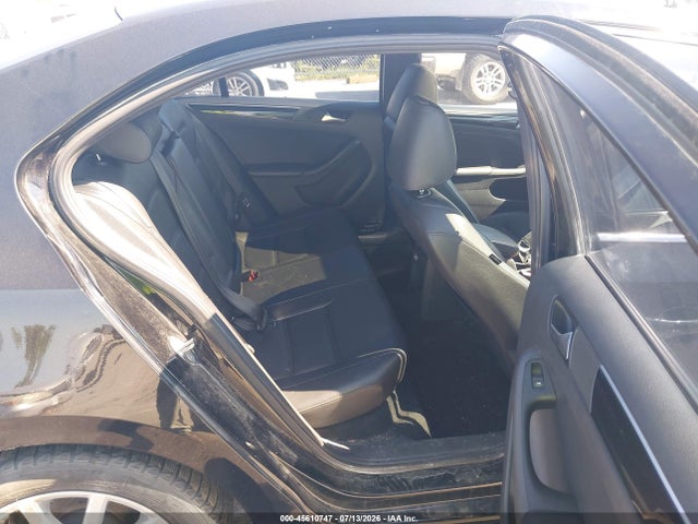 Продажа на аукционе авто 2018 Volkswagen Jetta 1.8t Se Sport, vin: 3VWD17AJ4JM205878, номер лота: 45610747