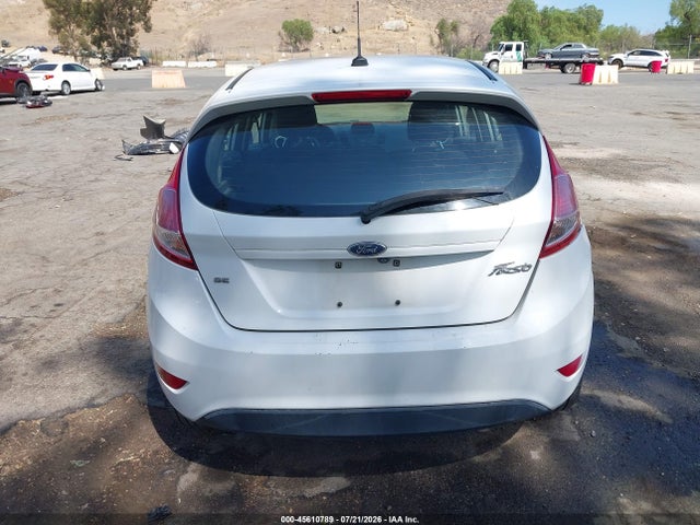 Ford FIESTA SE 2018 3FADP4EJ6JM123845 Image 16