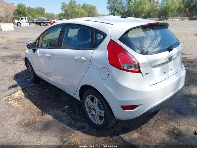 Ford FIESTA SE 2018 3FADP4EJ6JM123845 Image 3