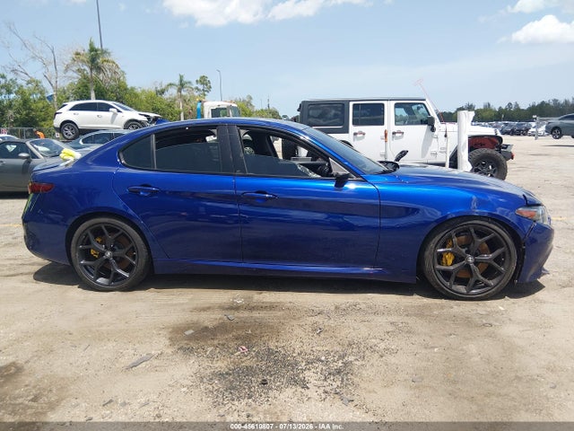 2020 Alfa Romeo Giulia Rwd მანქანა იყიდება აუქციონზე, vin: ZARFAMAN7L7635047, აუქციონის ნომერი: 45610807