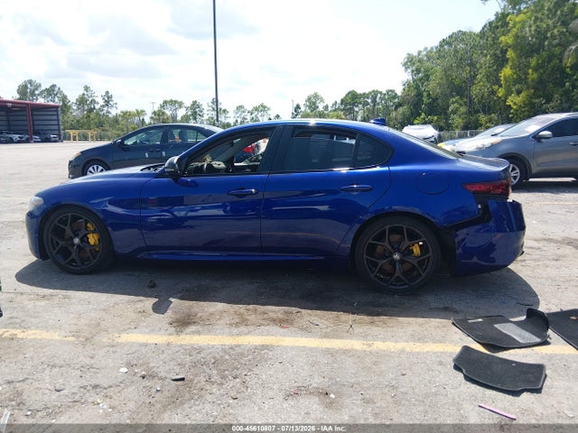 2020 Alfa Romeo Giulia Rwd მანქანა იყიდება აუქციონზე, vin: ZARFAMAN7L7635047, აუქციონის ნომერი: 45610807
