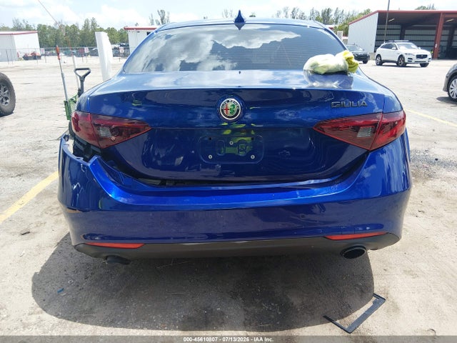 2020 Alfa Romeo Giulia Rwd მანქანა იყიდება აუქციონზე, vin: ZARFAMAN7L7635047, აუქციონის ნომერი: 45610807