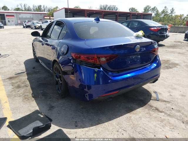 2020 Alfa Romeo Giulia Rwd მანქანა იყიდება აუქციონზე, vin: ZARFAMAN7L7635047, აუქციონის ნომერი: 45610807