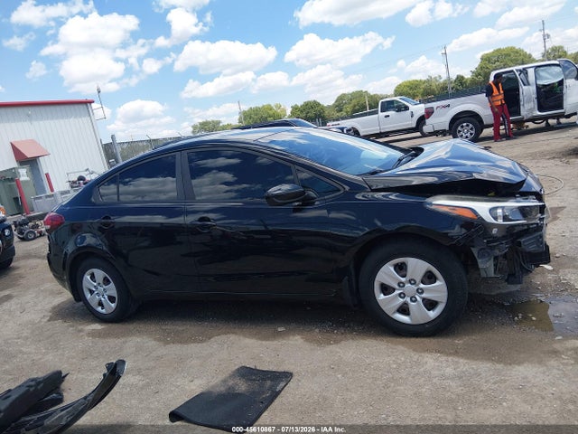 KIA FORTE LX 2017 3KPFK4A71HE080564 Image 13