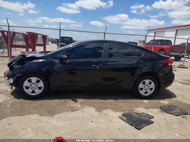 KIA FORTE LX 2017 3KPFK4A71HE080564 Image 14