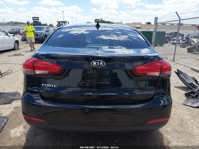 KIA FORTE LX 2017 3KPFK4A71HE080564 Image 16