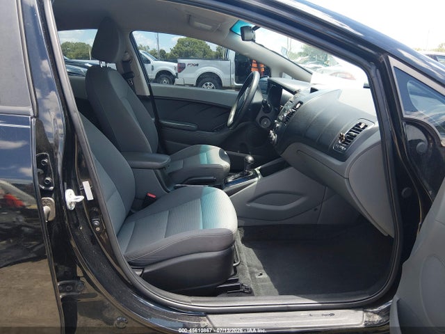 KIA FORTE LX 2017 3KPFK4A71HE080564 Image 5