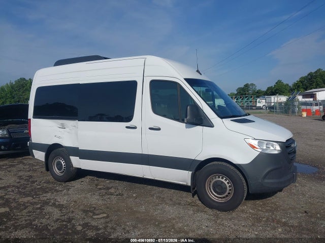 W1Z4KFHY8SP820465 Mercedes-Benz Sprinter 2500 Standard Roof 4-cyl Diesel
