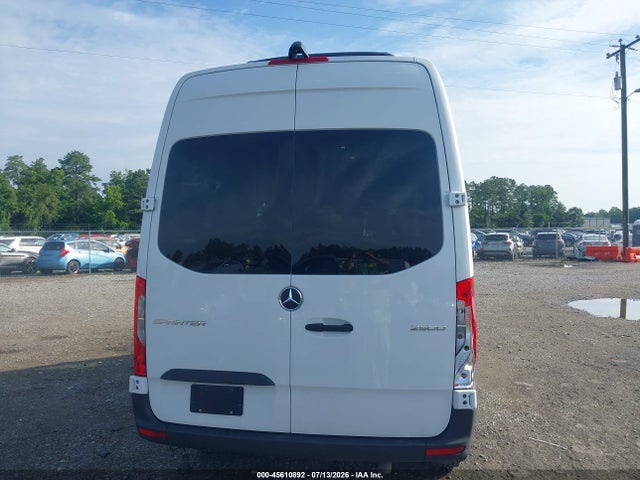 W1Z4KFHY8SP820465 Mercedes-Benz Sprinter 2500 Standard Roof 4-cyl Diesel