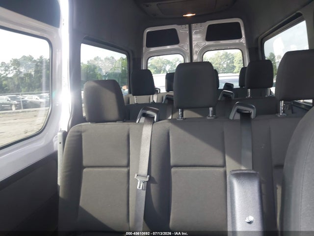 W1Z4KFHY8SP820465 Mercedes-Benz Sprinter 2500 Standard Roof 4-cyl Diesel