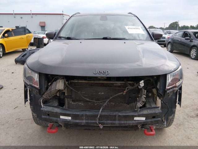 45610902 :رقم المزاد ، 3C4NJDDB3KT759964 vin ، 2019 Jeep Compass Trailhawk 4x4 مزاد بيع