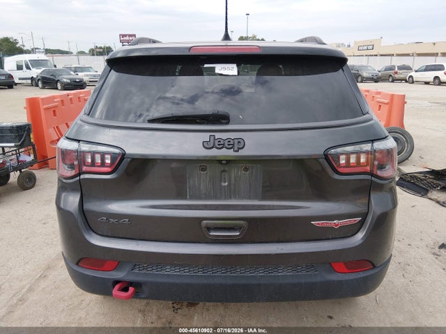 45610902 :رقم المزاد ، 3C4NJDDB3KT759964 vin ، 2019 Jeep Compass Trailhawk 4x4 مزاد بيع