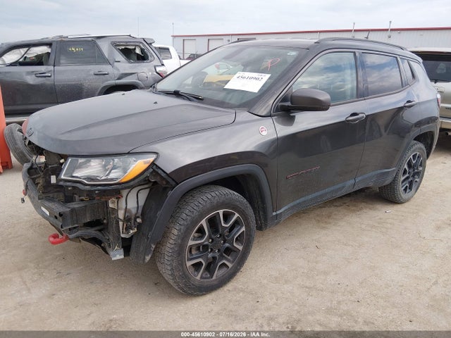 45610902 :رقم المزاد ، 3C4NJDDB3KT759964 vin ، 2019 Jeep Compass Trailhawk 4x4 مزاد بيع