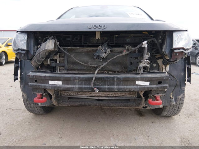 45610902 :رقم المزاد ، 3C4NJDDB3KT759964 vin ، 2019 Jeep Compass Trailhawk 4x4 مزاد بيع