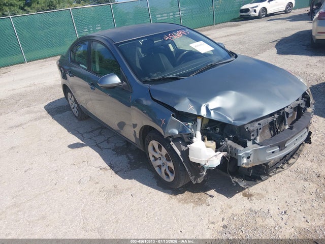 2013 Mazda Mazda3 I Sport მანქანა იყიდება აუქციონზე, vin: JM1BL1U78D1703830, აუქციონის ნომერი: 45610913