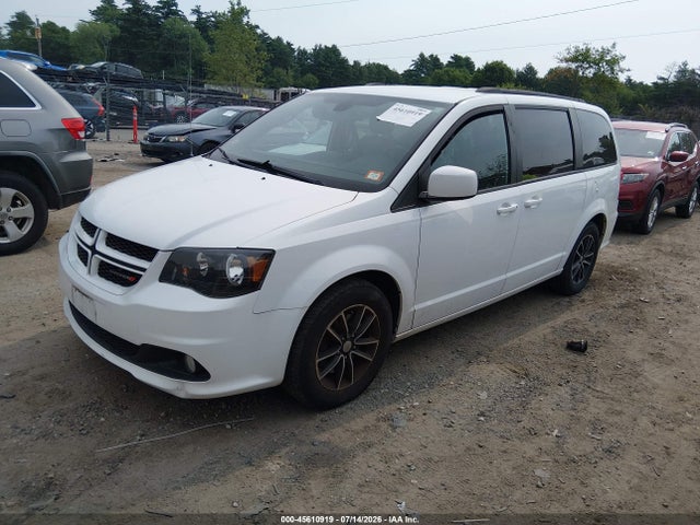 2C4RDGEG4JR360423 Dodge Grand Caravan Gt