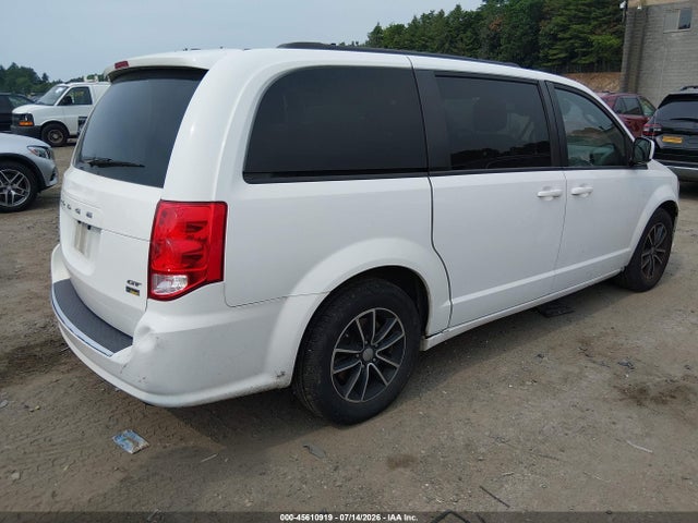 2C4RDGEG4JR360423 Dodge Grand Caravan Gt