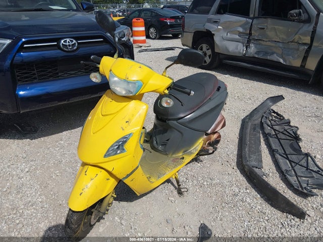 45610921 :رقم المزاد ، L5YTCKBN1S1152996 vin ، 2025 Znen Scooter مزاد بيع
