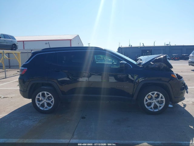 Продаж на аукціоні авто 2024 Jeep Compass Latitude 4x4, vin: 3C4NJDBN4RT155945, номер лоту: 45610955
