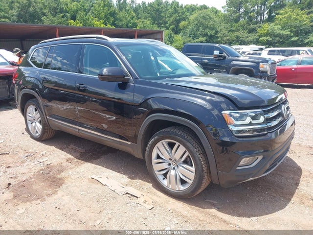 45611025 :رقم المزاد ، 1V2NR2CAXJC591853 vin ، 2018 Volkswagen Atlas 3.6l V6 Sel Premium مزاد بيع