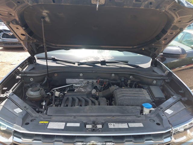 2018 Volkswagen Atlas 3.6l V6 Sel Premium მანქანა იყიდება აუქციონზე, vin: 1V2NR2CAXJC591853, აუქციონის ნომერი: 45611025