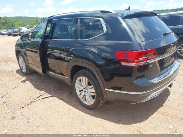 2018 Volkswagen Atlas 3.6l V6 Sel Premium მანქანა იყიდება აუქციონზე, vin: 1V2NR2CAXJC591853, აუქციონის ნომერი: 45611025