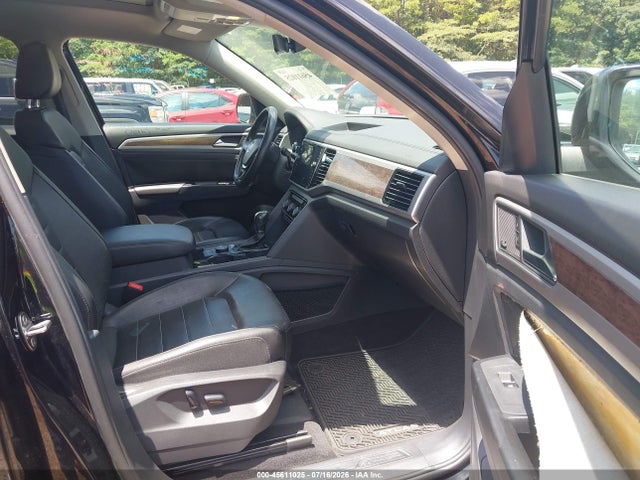 2018 Volkswagen Atlas 3.6l V6 Sel Premium მანქანა იყიდება აუქციონზე, vin: 1V2NR2CAXJC591853, აუქციონის ნომერი: 45611025