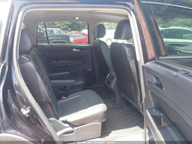 2018 Volkswagen Atlas 3.6l V6 Sel Premium მანქანა იყიდება აუქციონზე, vin: 1V2NR2CAXJC591853, აუქციონის ნომერი: 45611025