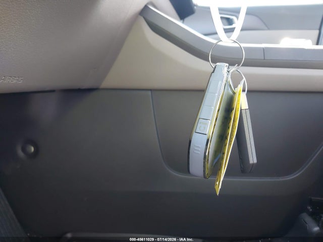 Продажа на аукционе авто 2026 Kia Carnival Mpv Hybrid Sx, vin: KNDNE5KA5T6149032, номер лота: 45611029