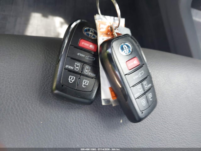 Продаж на аукціоні авто 2024 Toyota Sienna Xse, vin: 5TDDRKEC4RS203618, номер лоту: 45611065