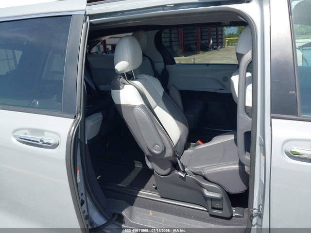 Продаж на аукціоні авто 2024 Toyota Sienna Xse, vin: 5TDDRKEC4RS203618, номер лоту: 45611065