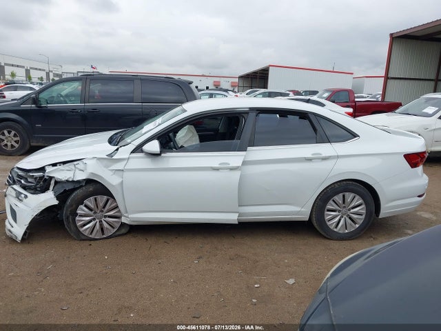 2019 Volkswagen Jetta 1.4t R-line/1.4t S/1.4t Se მანქანა იყიდება აუქციონზე, vin: 3VWC57BU8KM130113, აუქციონის ნომერი: 45611078