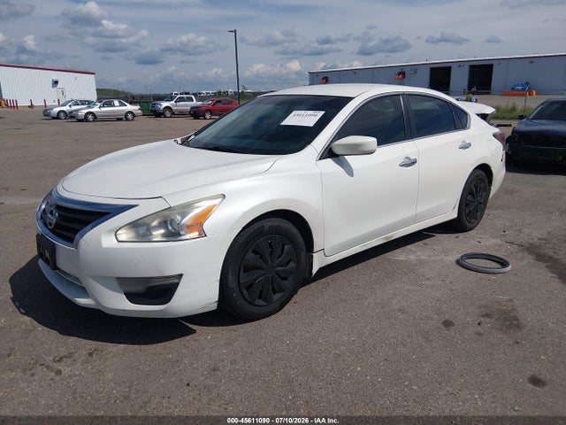 Продажа на аукционе авто 2015 Nissan Altima 2.5 S, vin: 1N4AL3AP6FN881426, номер лота: 45611090