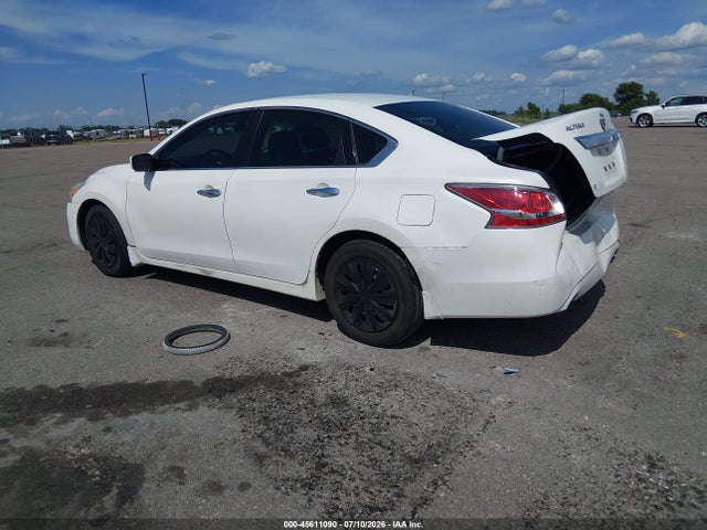 Продажа на аукционе авто 2015 Nissan Altima 2.5 S, vin: 1N4AL3AP6FN881426, номер лота: 45611090