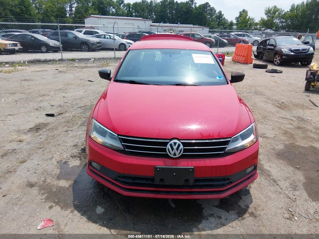 2016 Volkswagen Jetta 1.8t Sport მანქანა იყიდება აუქციონზე, vin: 3VWD17AJ4GM363579, აუქციონის ნომერი: 45611101