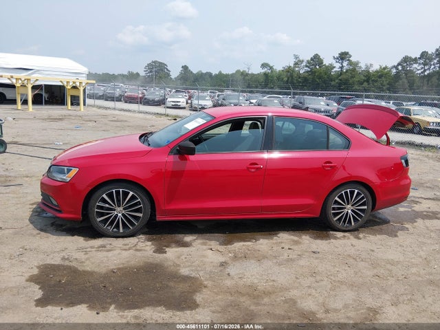 2016 Volkswagen Jetta 1.8t Sport მანქანა იყიდება აუქციონზე, vin: 3VWD17AJ4GM363579, აუქციონის ნომერი: 45611101